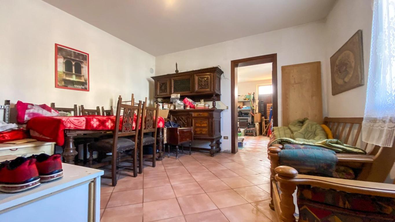 CASA INDIPENDENTE IN VILLA PASQUALI