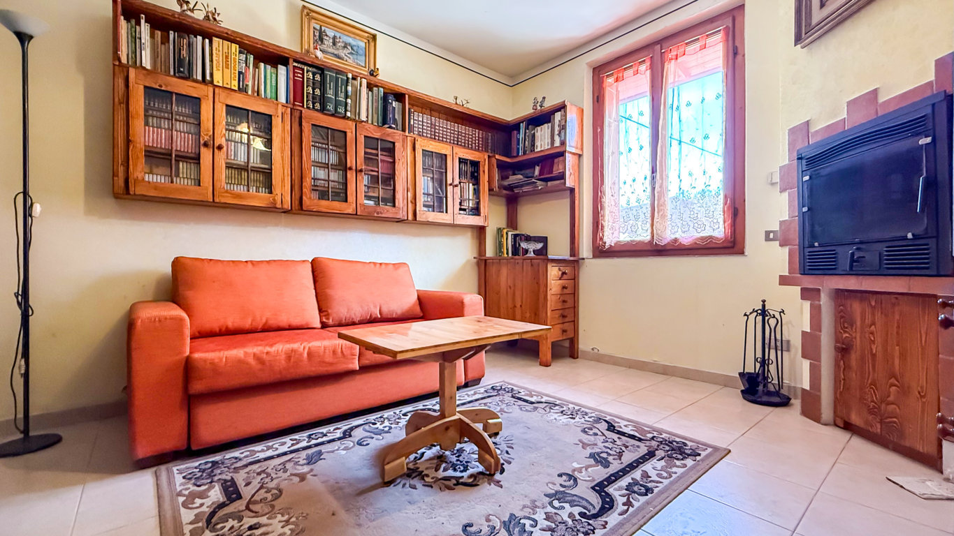 CASA INDIPENDENTE SUBITO ABITABILE